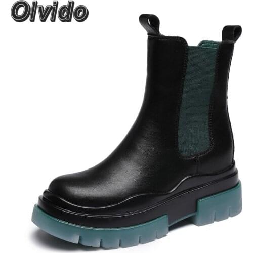 Winter White Luxury Designer Chelsea Genuine Leather Boots Ankle Platform Combat Booties Black Shoes Woman Medium Heel Galoshes