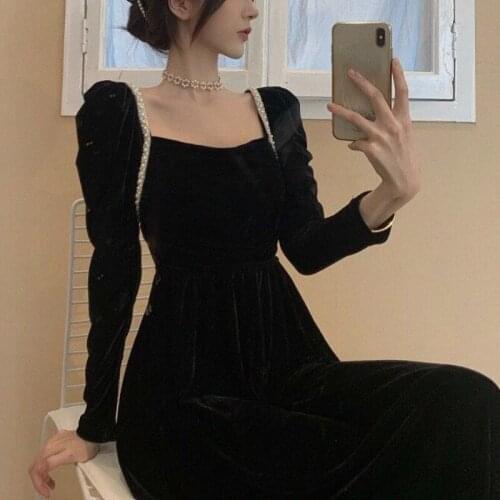 2021 Autumn Retro Black Midi Dress Women Elegant Velvet Midi Dress Ladies Long Sleeve Pure Collor Vintage One Piece Dress Korean
