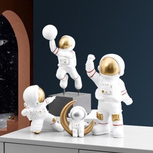 Creative Astronaut Decoration Resin Crafts Entrance Astronaut Home Living Room Soft Decoration Decoration Childrens Gifts