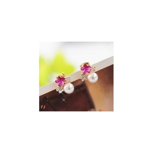 Wholesales High Quality Temperament Five Leaves And Flowers Plum Imitation Pearl Earrings