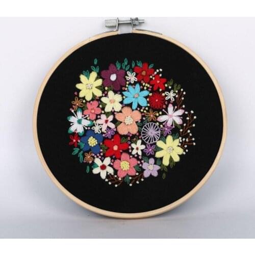 1 Set Embroidery Starter Kit with Pattern and Instructions, Cross Stitch Kit Include Embroidery Clothes with Embroidery Hoops