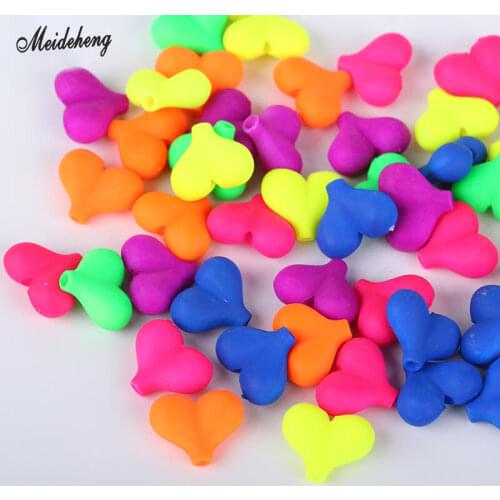 Acrylic Fashion Jewelry Making Heart Beads Loving Hair DIY Keychain Shoe Clothing Home Decoration DIY AccessoryMaterial
