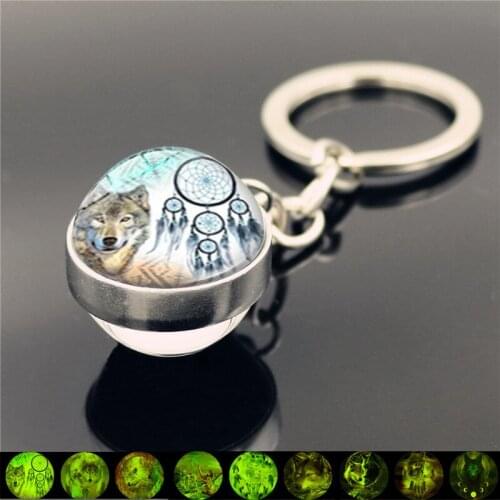 WG 1pc 12 Design Wolf Luminous KeyChain Double Side Glass Ball Pendant Wolf Charms Metal Keyring Men Fashion Gifts