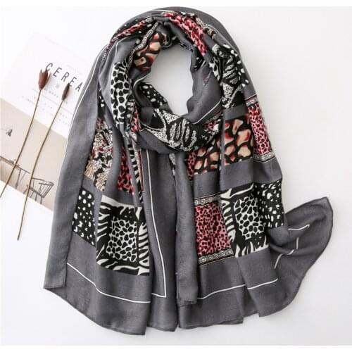 Fashion Spain Luxury Brand Leopard Patchwork Viscose Shawl Scarf High Quality Wrap Pashmina Stole Bufandas Muslim Hijab Sjaal