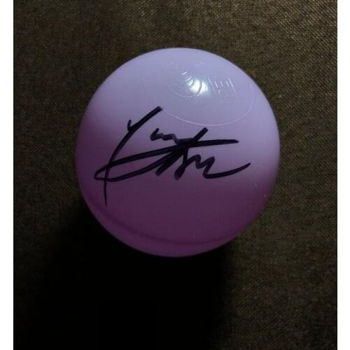 Hand signed WAYV YANGYANG autographed concert ball K-POP 7CM 092019
