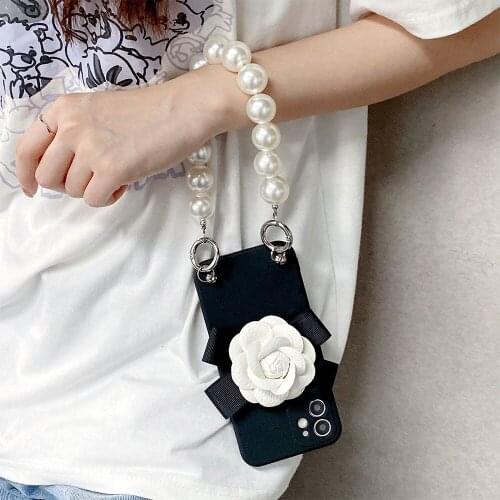 Korea Camellia holder stand Pearl Bracelet silicone case for iphone For iphone 12 11 Pro Max 7 8 plus X XR XS Max SE 2020 Cover