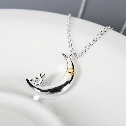 Fashion Star Moon Pendant Necklace Elegant Womens Wedding Clavicle Chain Charming Ladies Party Jewelry