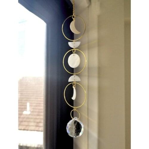 Shell Moon Sun Catcher for Window Aura Crystal Hanging Prism Rainbow Maker Boho Witchy Room Decoration Suncatcher Home Decor
