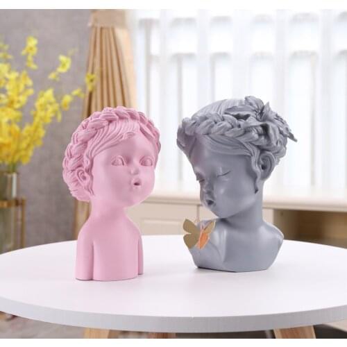 European Nice Portrait Decoration Bookcase Furniture Creative Hair Girl Sculpture Embassies Home Decoration
