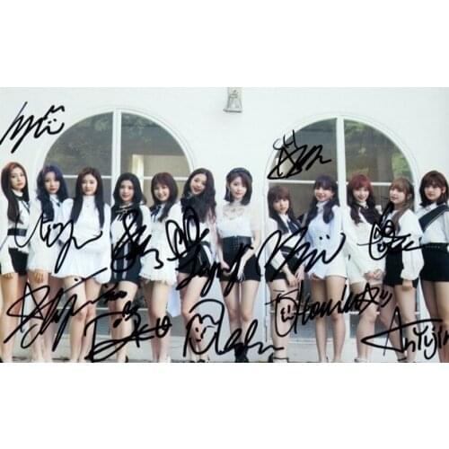 Hand signed Izone autographed group photo free ship 5*7 K-POP 102018E