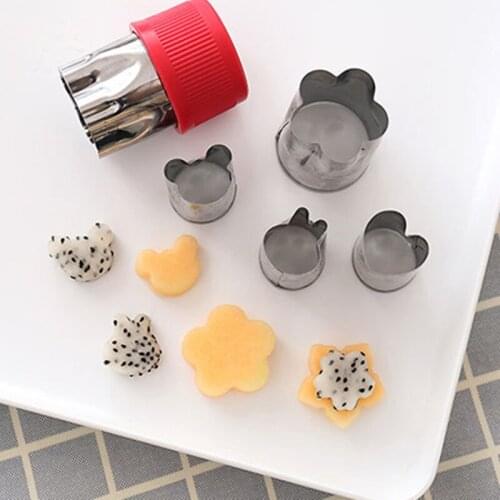 8 Pcs Cartoon Creative Biscuit Printing Moulds Flower Type Vegetable Fruit Cut Flower Pattern Butterfly Face Embossing Knife Cut