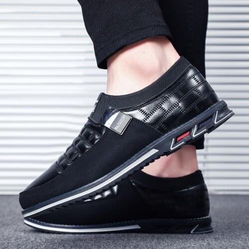 Fashion Men Sneakers Men Casual Shoes Breathable sets of feet Mens Casual Shoes Spring Autumn Leather Shoes Men chaussure homme