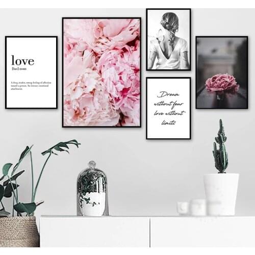 Simple northern Europe small fresh pink flowers butterfly living room combination decoration picture poster printing core