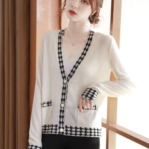 2021 Spring and Autumn New Knitted Cardigan Style Short Loose Leisure V-Collar Sweater Thin Coat Shawl Wash Women