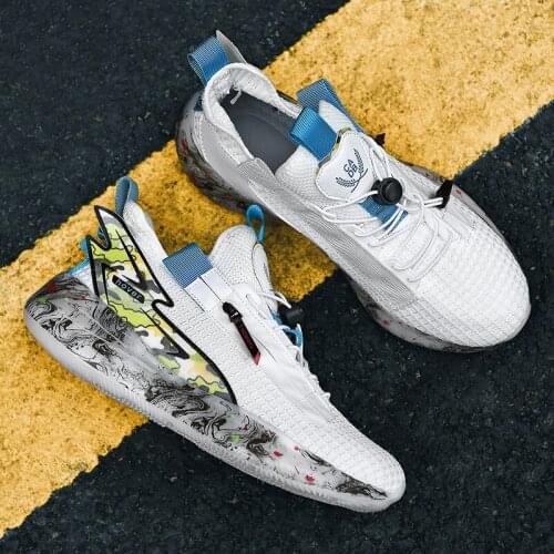 Mens Hand-painted Anime Graffiti Coconut Shoes Summer 2021 TPU Light Running Breathable Mesh Comfortable Dorky Dad Sneakers