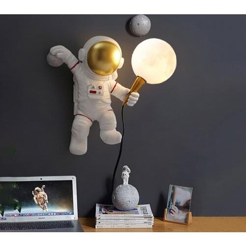 Astronaut Resin Ornaments Climber Statue Nordic Home Living Room Ornaments Living Room Office Desk Home Decoration Accessories
