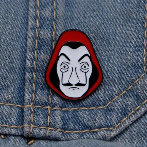 House of Cards Badge for Man and Women Lapel Hat/bag Enamel Pins Denim Jacket Oil Drop Salvador Dali Mask Brooches S202