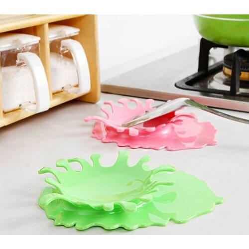 1PC 4Colors Cup Mat Splashing Tomato Sauce Soup Shape Spoon Rack Kitchenware Dining Table Squash Spatula Soup Spoon Rest