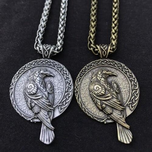 Odin Raven Amuet Witchcraft Pendant Norse Runes Talisman Viking Necklace With Irish Trinity Knots Back Witch Jewelry