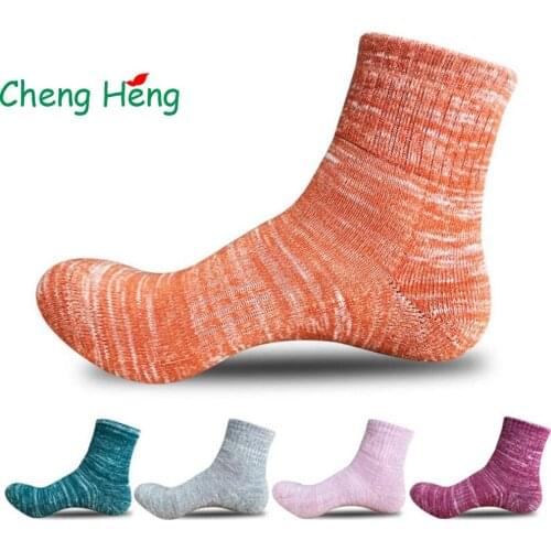 CHENG HENG 5 Pairs / Bag New Hot Autumn And Winter Woman Socks Pull Hair Thick Thick Casual Socks In The Tube Terry Woman Socks