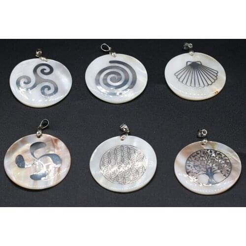 Natural Shell Pendant Round Various Patterns Natural Mother of Pearl Shell Charms for Jewelry DIY Making Necklace Size 45x45mm