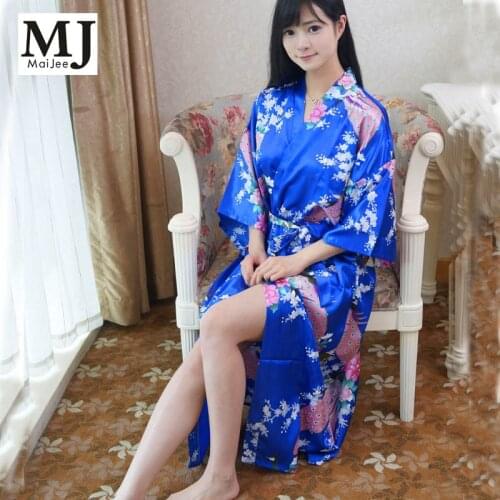 Big Size Long Robes Women Robe Sexy Dressing Gown Silk Peignoir Batas De Seda Pink Satin Robe Floral Satin Robe Femme Bathrobe
