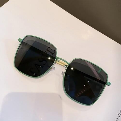 Sunglasses Trending Luxury Retro Square Male Female UV400 Sun Glasses Fashion Blue Black Metal Birthday Gifts For Fashion Girl