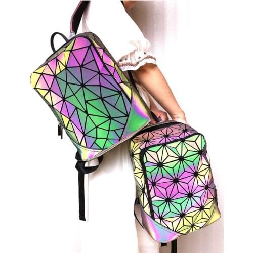 Fashion Backpack Luminous Women Backpack lattice Shine Student Schoolbags Female Travel Daypacks Mochila Girls Bagpack Bag