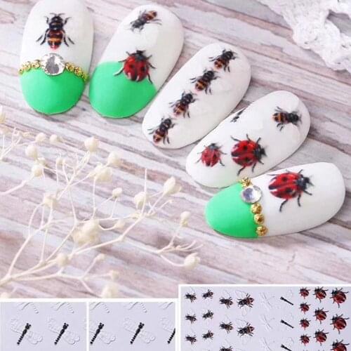 1 Sheet 3D Acrylic Embossed Bee Flower Nail Art Sticker DIY Eco-friendly Soaking Decal for Women Fashion Nail Art Decor Tools