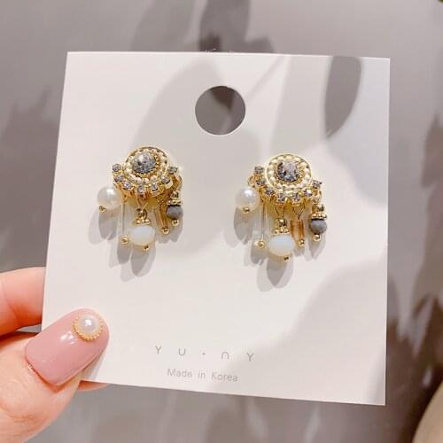 Stud Earrings for Women New Fashion Retro Pearl Crystal Exquisite Geometry Hypoallergenic Jewelry Accessories Wholesale