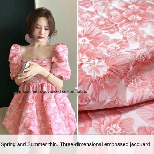 Elegant flower three-dimensional embossed yarn-dyed jacquard fabric, sewing fabric factory shop is not out of stock
