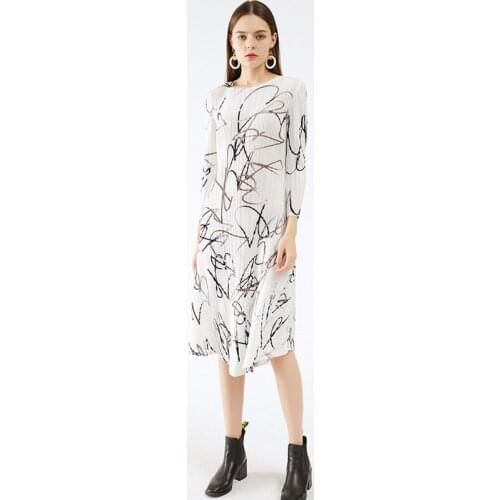 Issey miyake pleated print dress autumn 2021 new waist thin elegant casual a-line skirt niche French base skirt for women