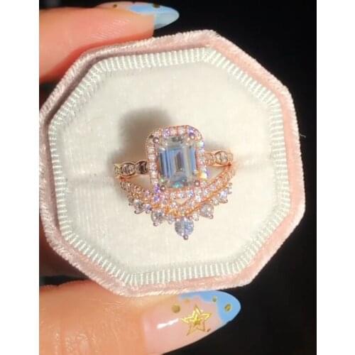 2 Pieces / Set Fashion Exquisite V-shaped Square Zircon Crown Ring Gold Plated Ring Womens Wedding Engagement Jewelry