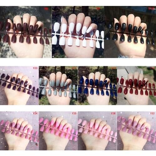 24Pcs Fake Nails Detachable False Nails Press On Nails Full French Fake Nails Fashion Nail Art Tips