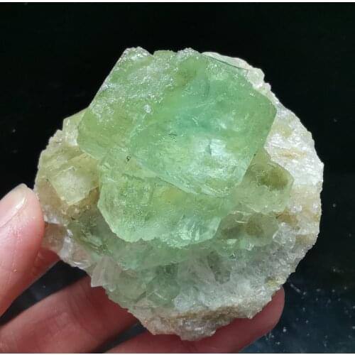122.5gNatural rare grass green fluorite mineral specimen stone cluster healing crystal stone decoration QUARTZ GEM