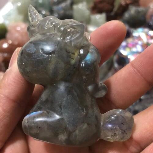 Stretch feldspar pressure film into unicorn, quartz crystal processing