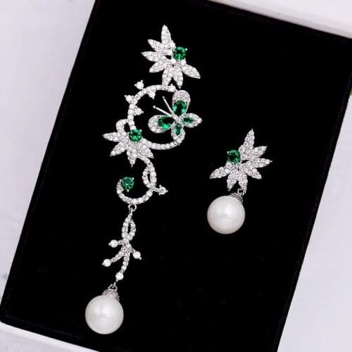 Red Trees Asymmetrical Stud Earrings Fashion Jewelry Wholesale Butterfly Earrings With Green Stone Brincos 2018 Drop Shipping