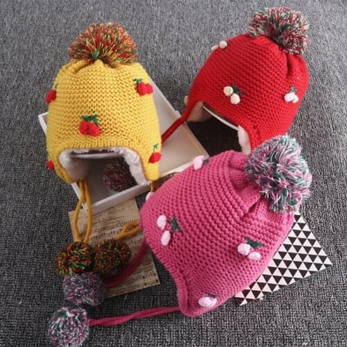 Mingjiebihuo New fashion childrens hats winter plus velvet knitted wool cute baby cap warm hairball comfortable breathable hats