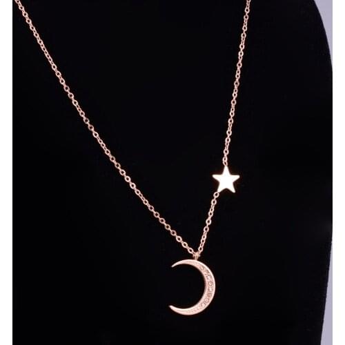 2020 New Trend Star Moon Necklace for Women Rose Gold Short Clavicle Chain Star Pendant Necklace Charms Jewelry Christmas Gifts