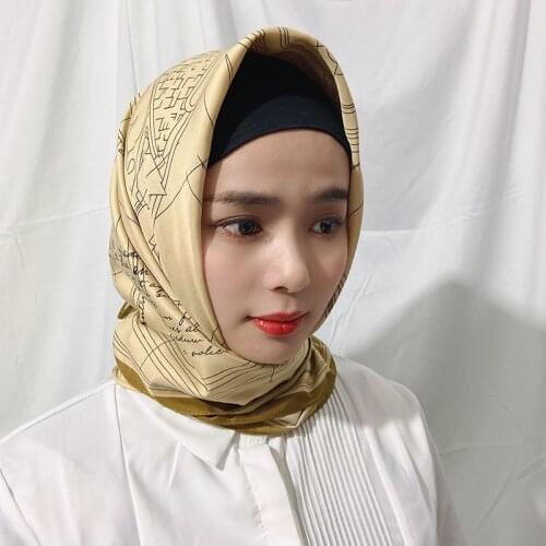 Women Scarf Luxury Brand Europe Design Foulard 900*90cm Retro Spring Summer Office Hair Neck foulard Cat Print Silk Scarves