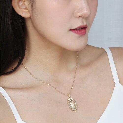 Classic Catholic Virgin Mary Pendant Necklace Creative Womens Party Charm Gold Clavicle Chain Fashion Religious Jewelry Gift