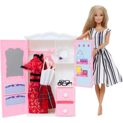 Fashion Dollhouse Furniture Wardrobe Bedroom Hangers Plastic Glasses Necklaces 10x Pink Cute Hangers Dress for Barbie Doll Toys