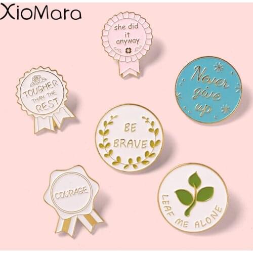 Long Live Feminism！Be Brave Badge Medal Lapel Pins Motivational Saying Banner Brooches Collar Backpack Jewelry Gifts For Girls