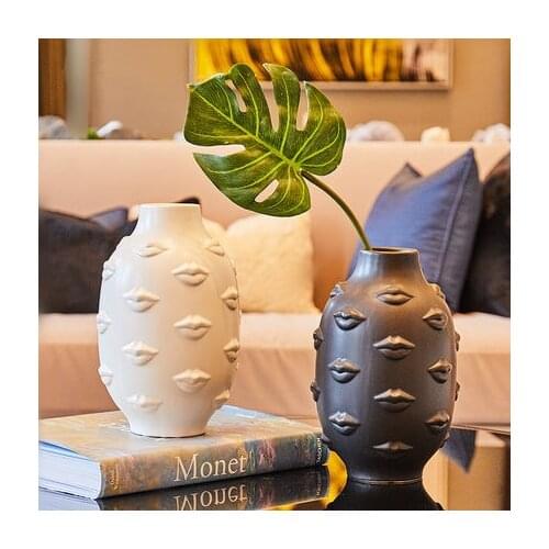 Lips Flower Vase Ceramic Crafts Home Decor Chinese Ceramic Vase For Wedding Decoration