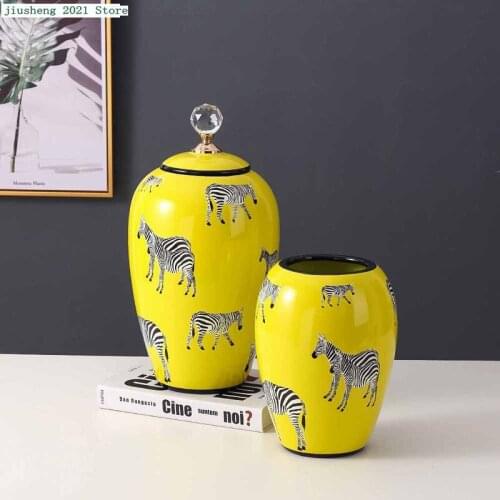 Home Decor Nordic Ceramic Decorative Jars with Crystal Ball Ceramics Lids Household Storage Jars Housewarming Gifts Ornaments