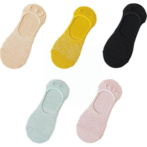 Womens Non-slip Socks Spring And Summer Shallow Mouth Hollow Silicone Cotton Invisible Womens Socks Socks D0O2