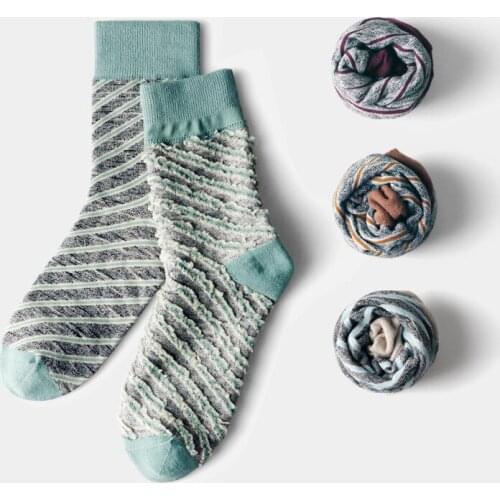 New Fashion Pure Cotton Woman Socks Set Print Long Socks Retro Keep Warm Comfortable Casual All-match Solid Color Street Style