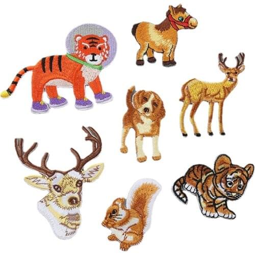 Tiger Dog Patches Sticker Iron Clothes Heat Transfer Applique Embroidered Application Cloth Fabric Sequin Animal Patch Applique
