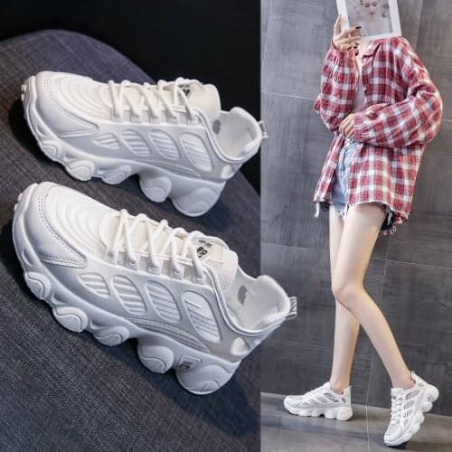 2021 New Designers Mesh Breathable Running Shoes Women Outdoor Walking Shoes Woman Fashion Sneakers Ladies Jogging Heighten 5cm