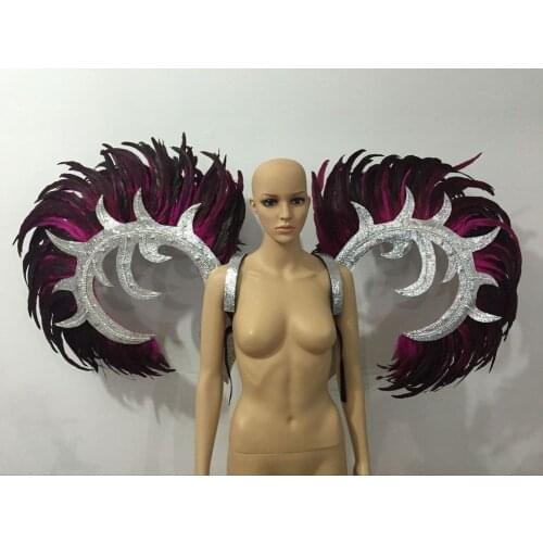 Lo spettacolo di danza copricapo di piume di accessori di abbigliamento La FESTA La Maschera IL Festival